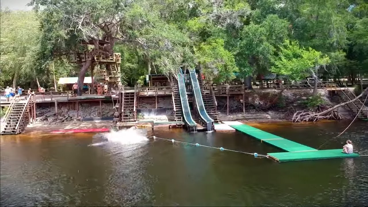 Found a 40 year old water park on Suwannee River (Bobs River Place)