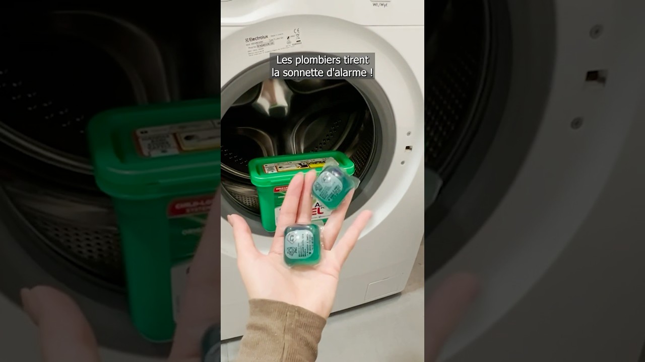 La plupart des gens UTILISENT MAL les capsules de lessive. Elles endommagent la machine &agrave; laver !