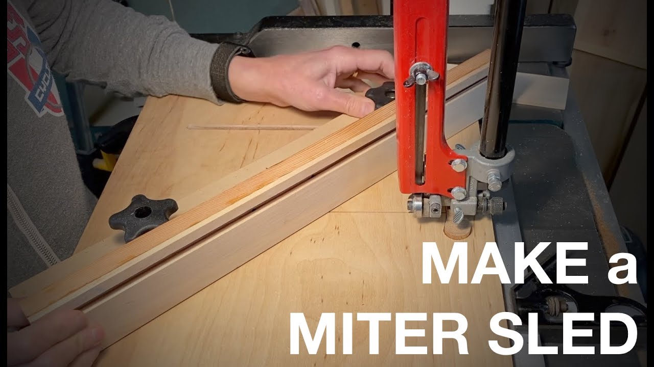 MAKE an adjustable Bandsaw Miter Sled