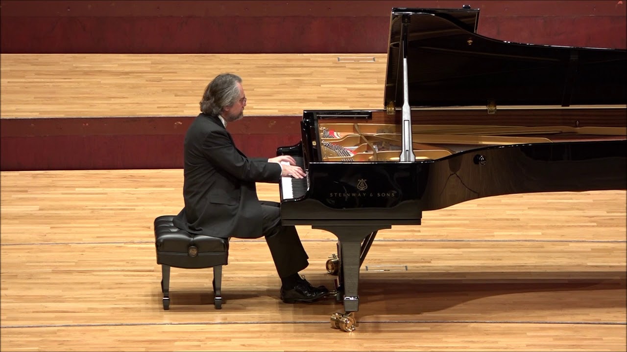 Konstantin Scherbakov plays Beethoven: Sonata Es-Dur op. 31 No. 3, 1-3 mvts.