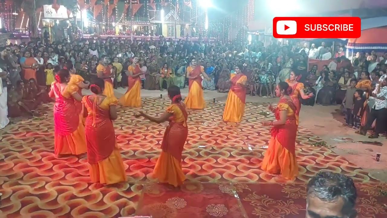 കൈകൊട്ടി കളി രണ്ടാം സമ്മാനം നേടിയ ശിവഭദ്ര കൊണ്ണിയൂർ