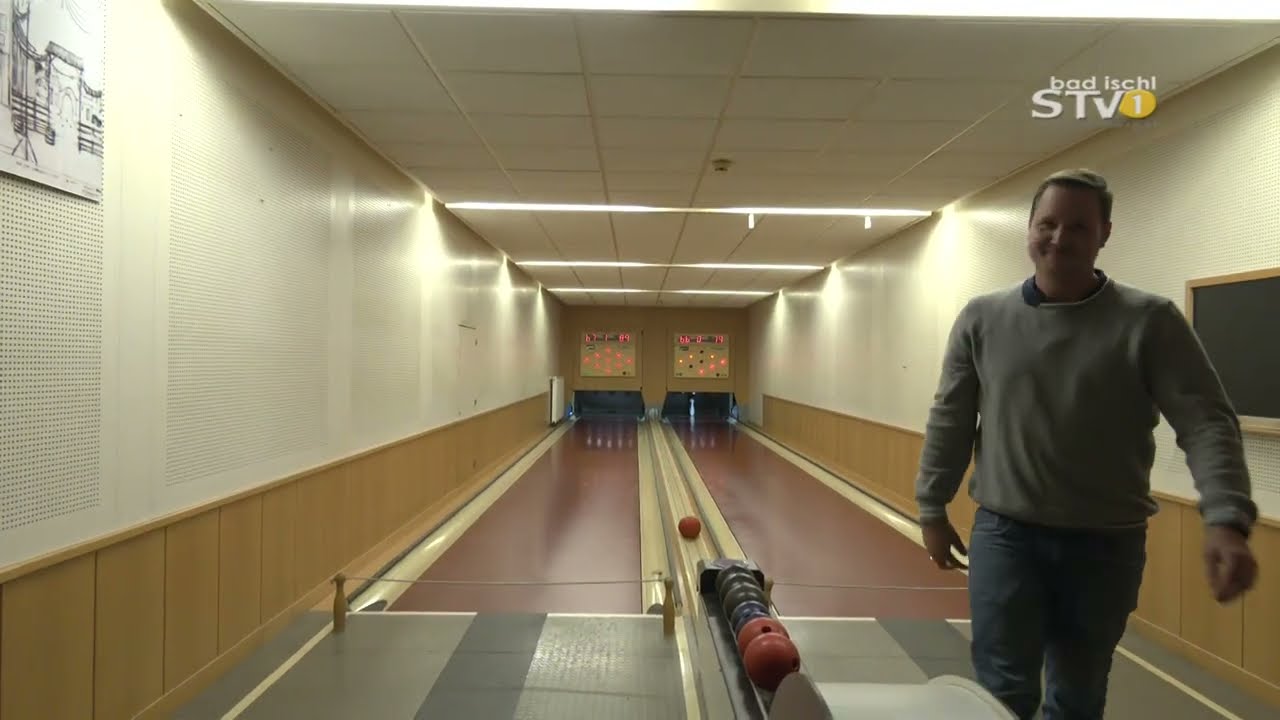 Kegelbahn in Bad Ischl: Treffpunkt f&uuml;r Jung und Alt www.stv1.at