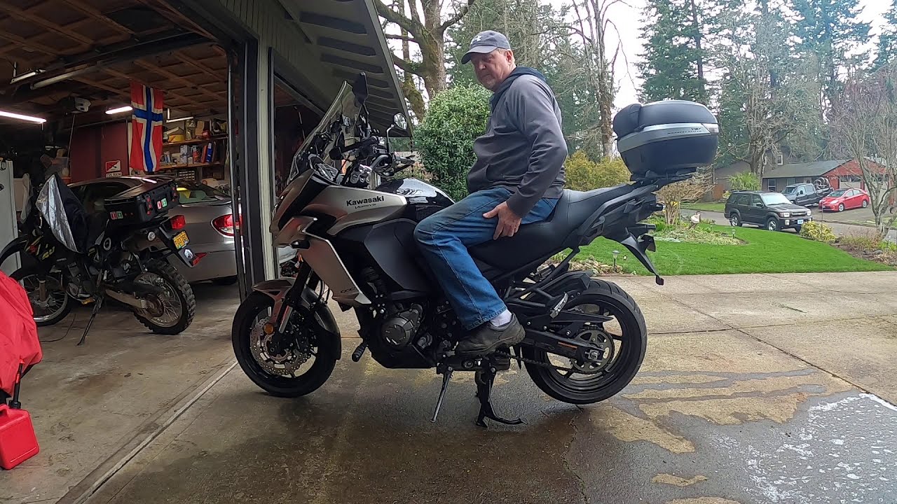 Tips 2016 Kawasaki Versus 1000, highway pegs, larger windshield,  GPS mount in line of sight.