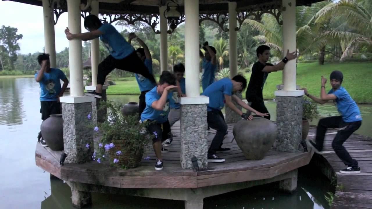 Tacloban BUDOTS Version by Zero Gravity with the Lucky Twins