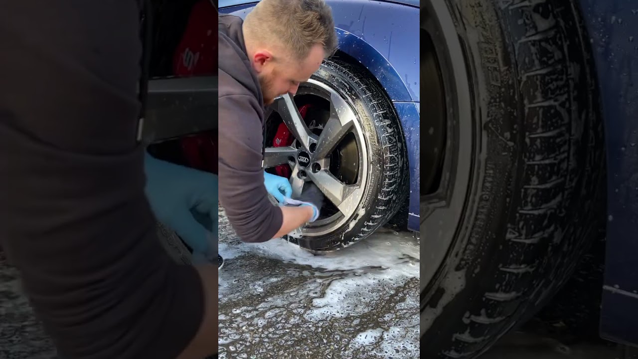 S5 Wheel Clean✔️ #detailing #asmr #s5 #wheelcleaning