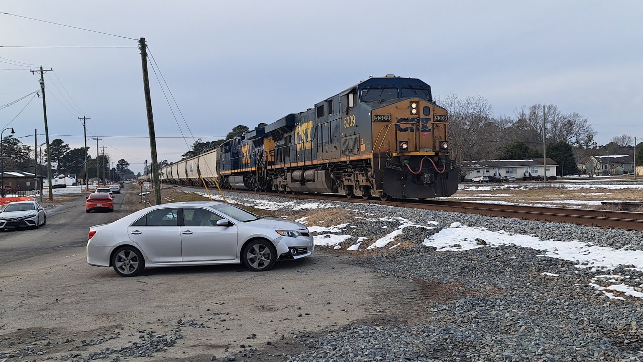 L702-03 ES44DC # 5309 Leading Stopping Ahead One mile from the Diamond Northbound - Pembroke, NC
