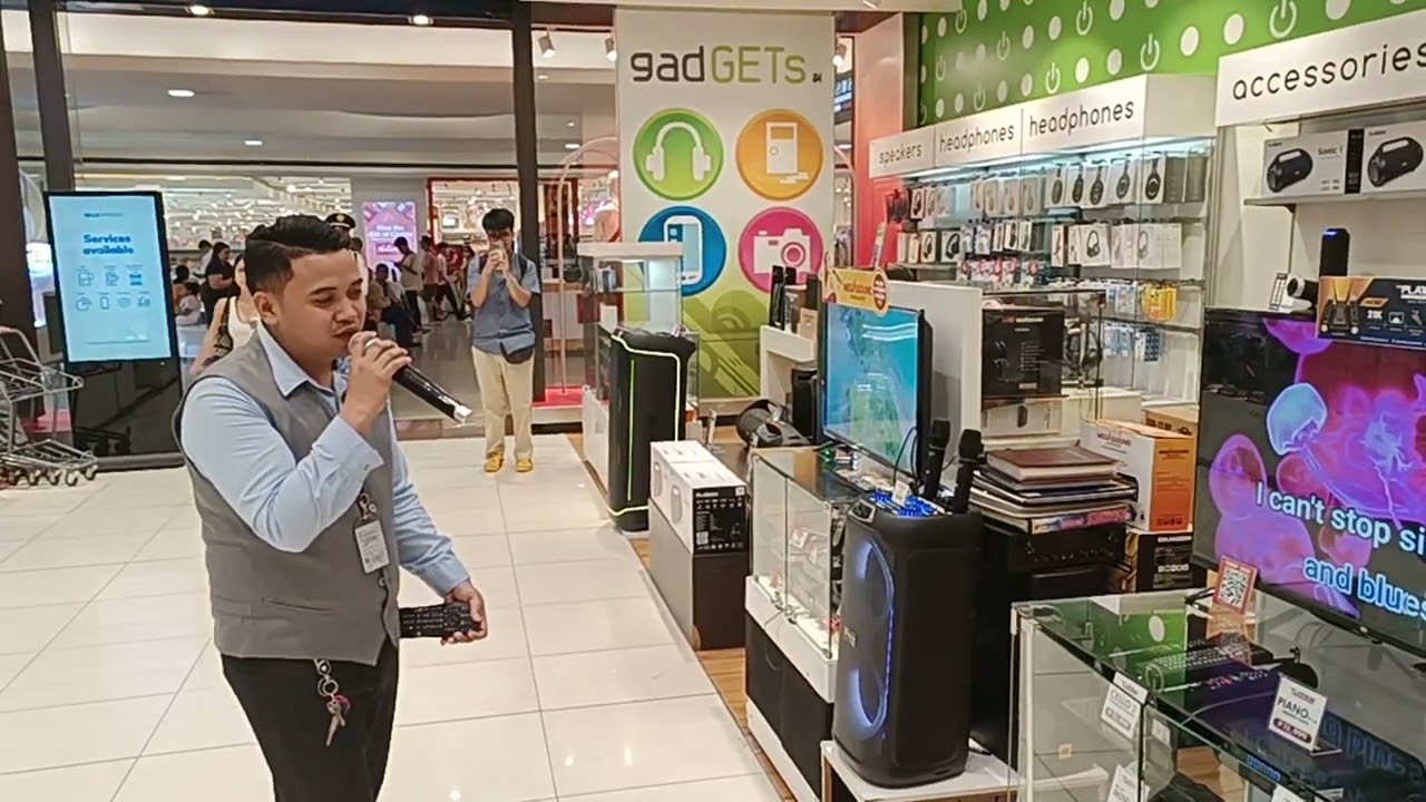 Bryan Mosa singing John Legend All of Me, karaoke in Quezon City, Philippines