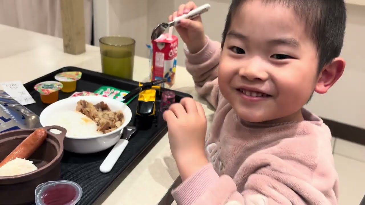 松屋の坊や用にはちいかわのハンドタオルがつきましたね