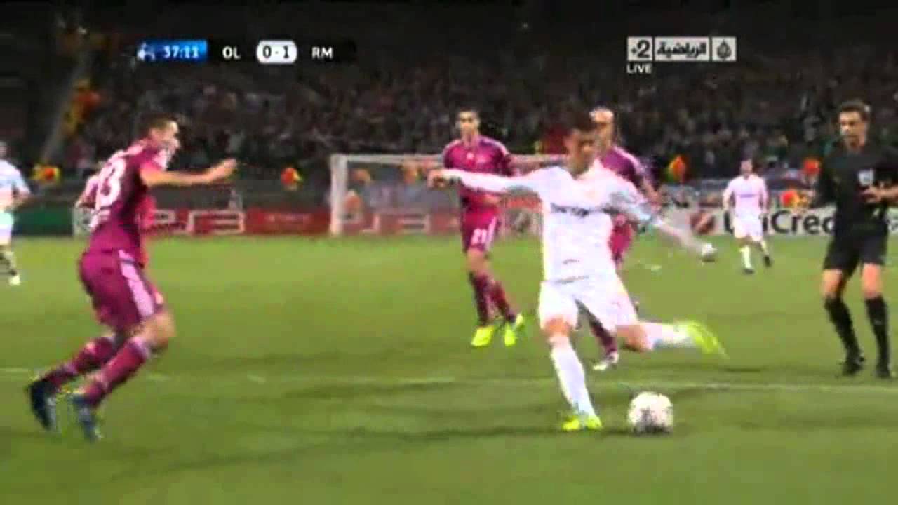 Cristiano Ronaldo Amazing Skill Vs Lyon ( 2/11/2011 )