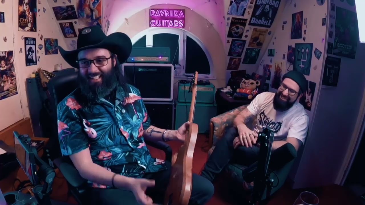 Guitare Hufschmid en démo chez @RavnikaTV avec @Playingnfun