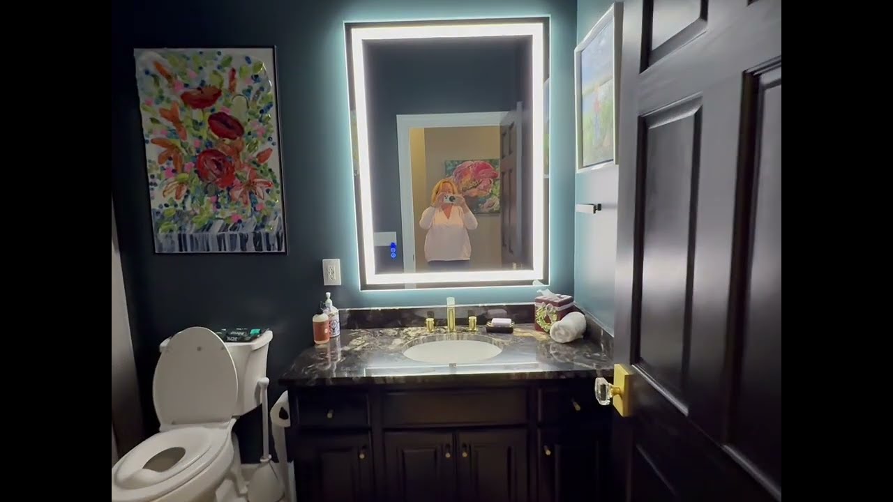 Barbara's Picks: Stop Doing Your Makeup In Bad Lighting: Amorho 48x36 LED Mirror Front and Back Lit