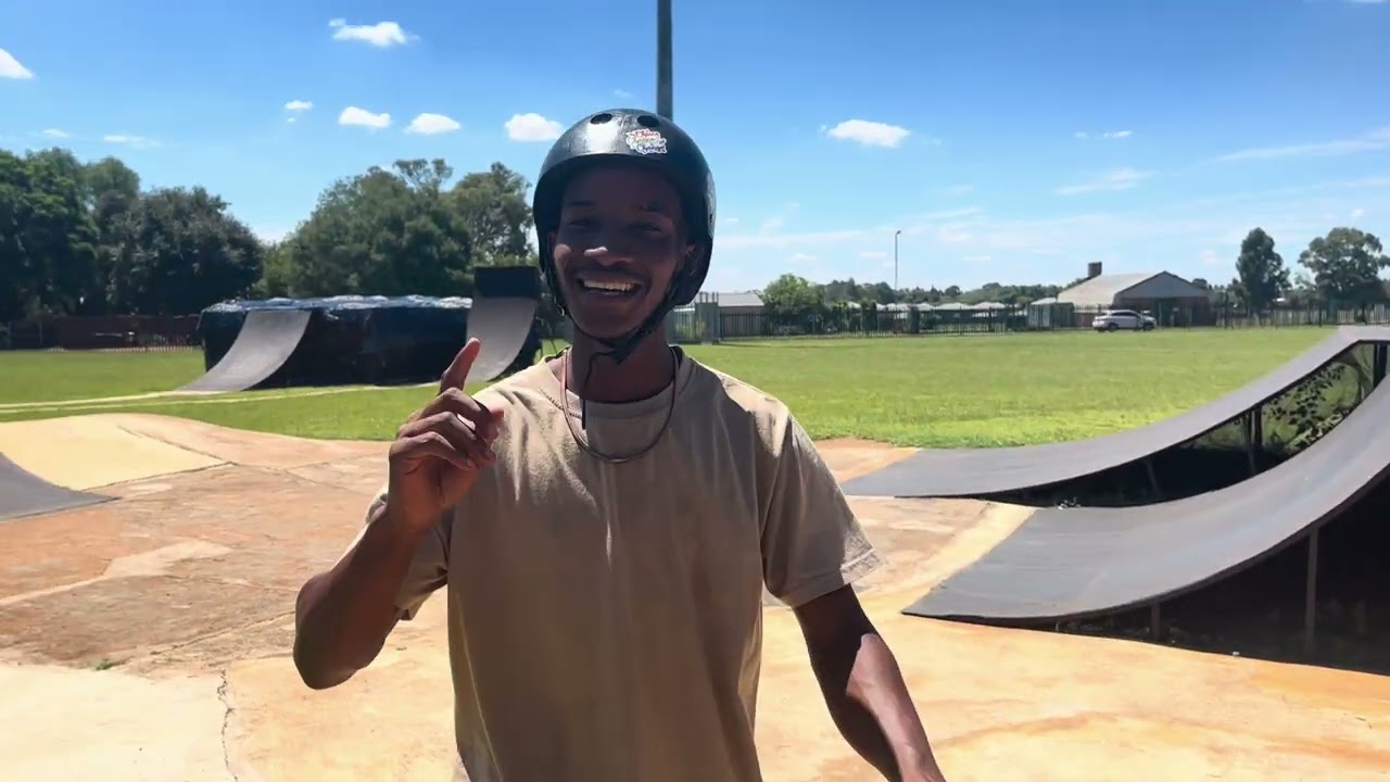 WEBSODE 2 -10 BUNNYHOP BMX TRISKS I DO FLATGROUNG