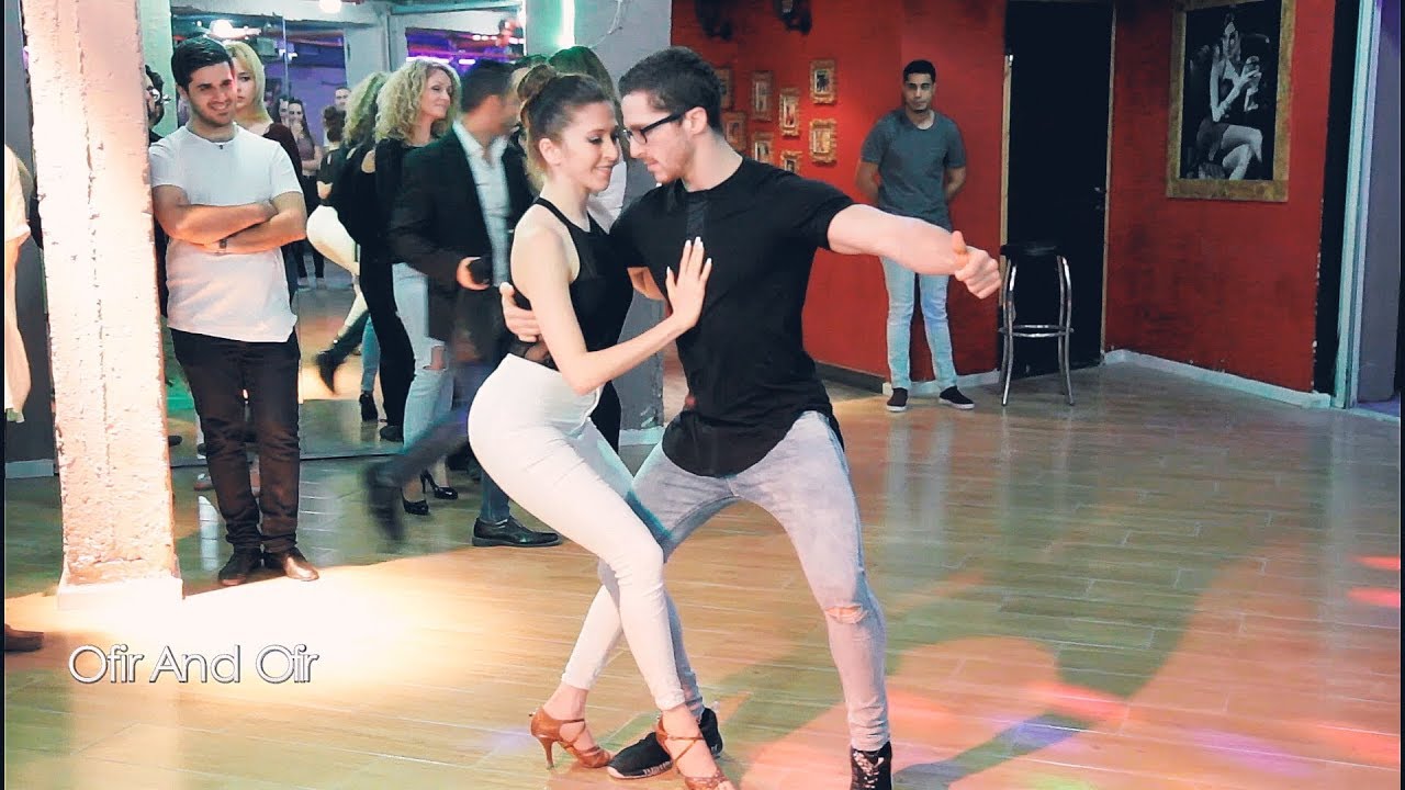 Ofir And Ofri @Social Sensual Bachata Dance [Su veneno]