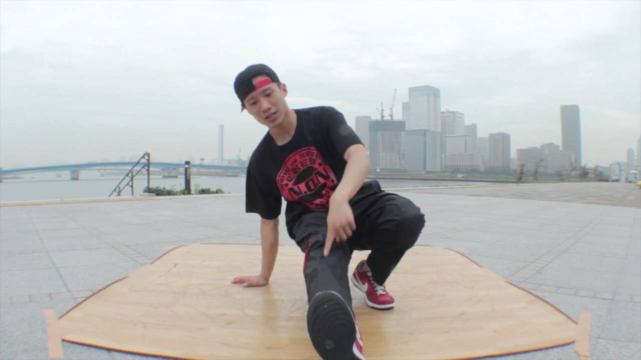 How to Breakdance | Footwork | 街舞教学 | 三步 | G Style 锁三 (Lock Three ) | 中字幕