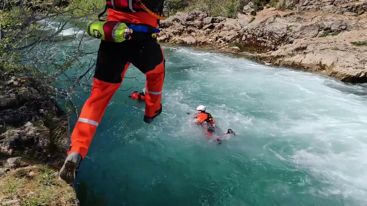 Zrmanja 2019- vježba na divljim vodama