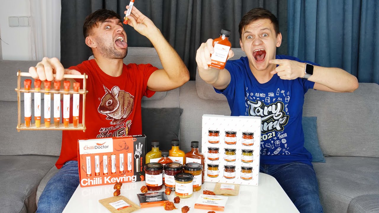 Chilli Challenge! | Tary vs. Jura