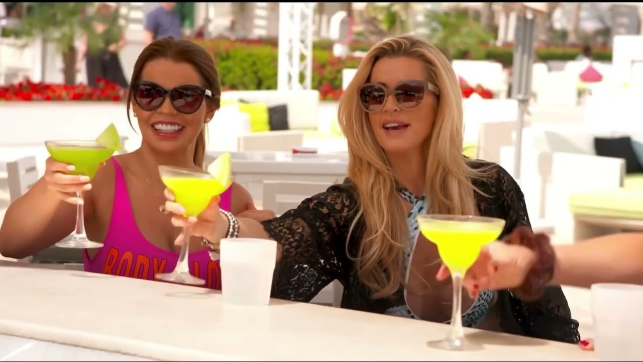RhoCheshire: The ladies gossip about Ester (Season 5 Ep7)