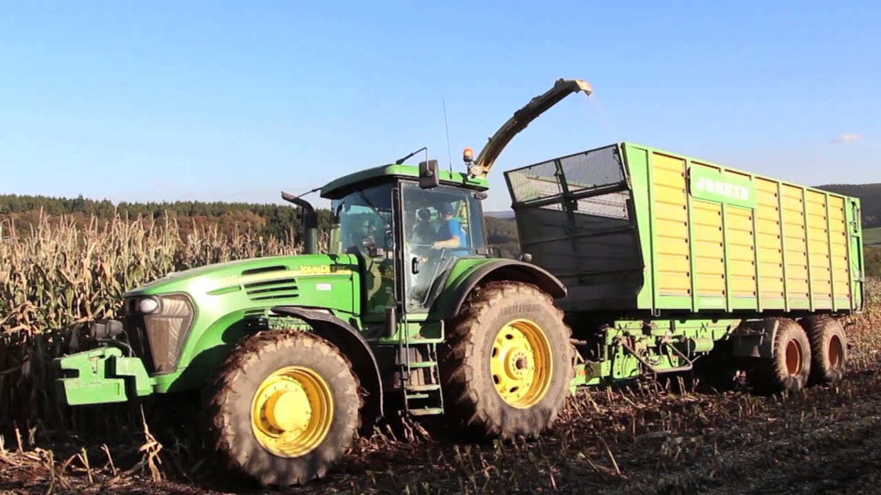 Beautiful JOHN DEERE SOUND - Evrard à l'ensilage de maïs 2012