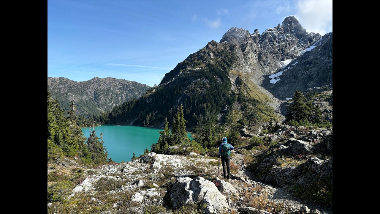 Hiking - Cream Lake, Strathcona Provincial Park