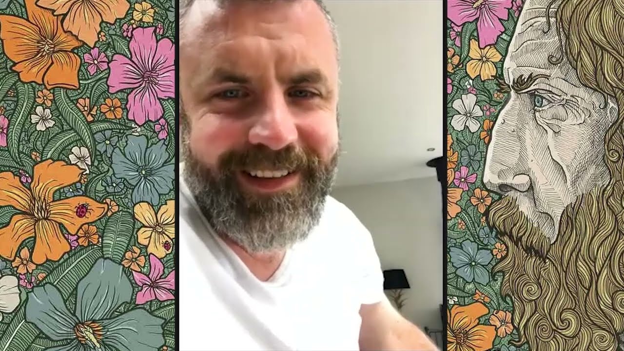 Mick Flannery about why he hasn't written traditional Irish folk songs yet