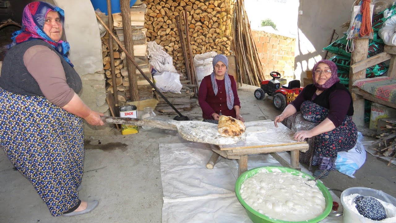 Köy ekmeği nasıl yapılır kıymalı pide yapımı how to make village bread