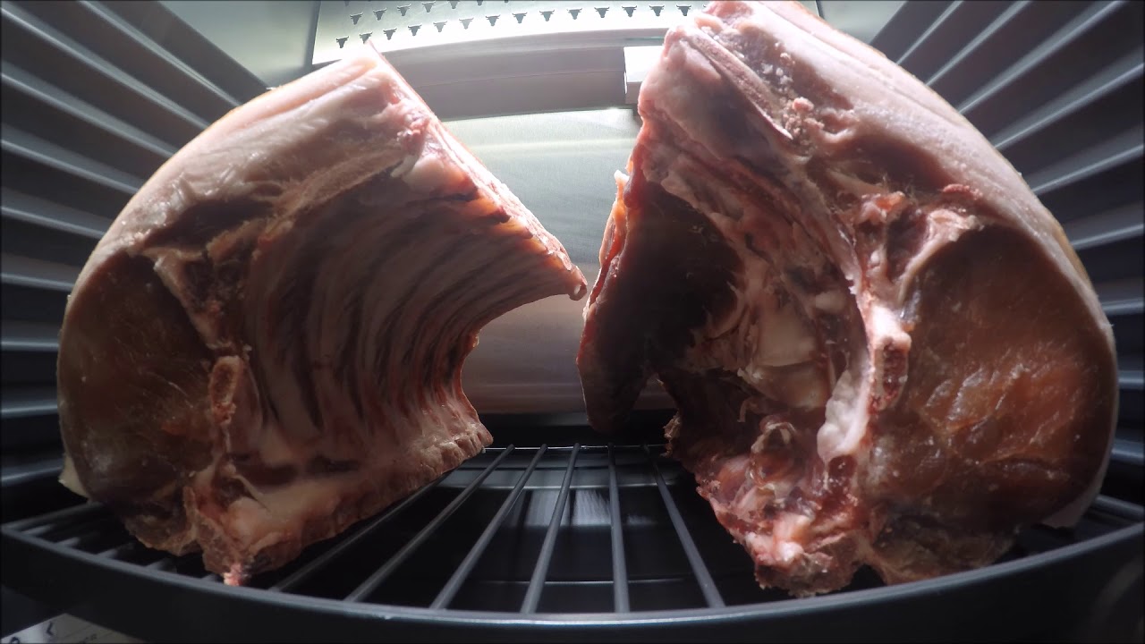 Dry Aged Pork - 28 Days Dry Aging Time Lapse