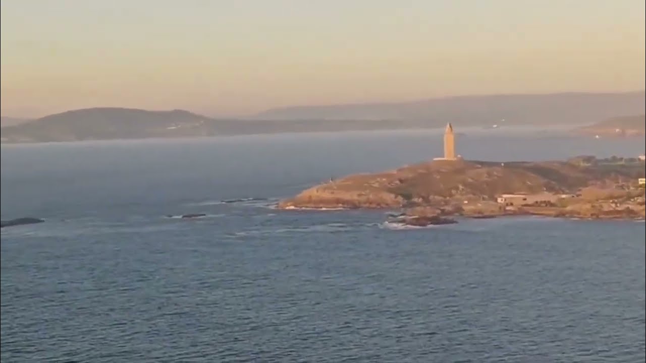A Coruña.  Galicia. Playa,  atardecer, ciudad. Mi viaje a Galicia. 