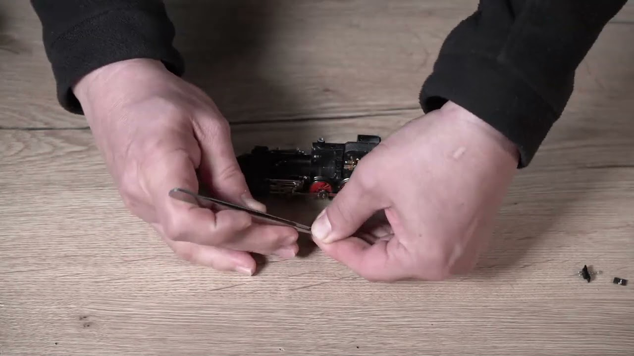 Digitalumbau der M&auml;rklin BR 74 (Teil 2) - Der Einbau des Motors