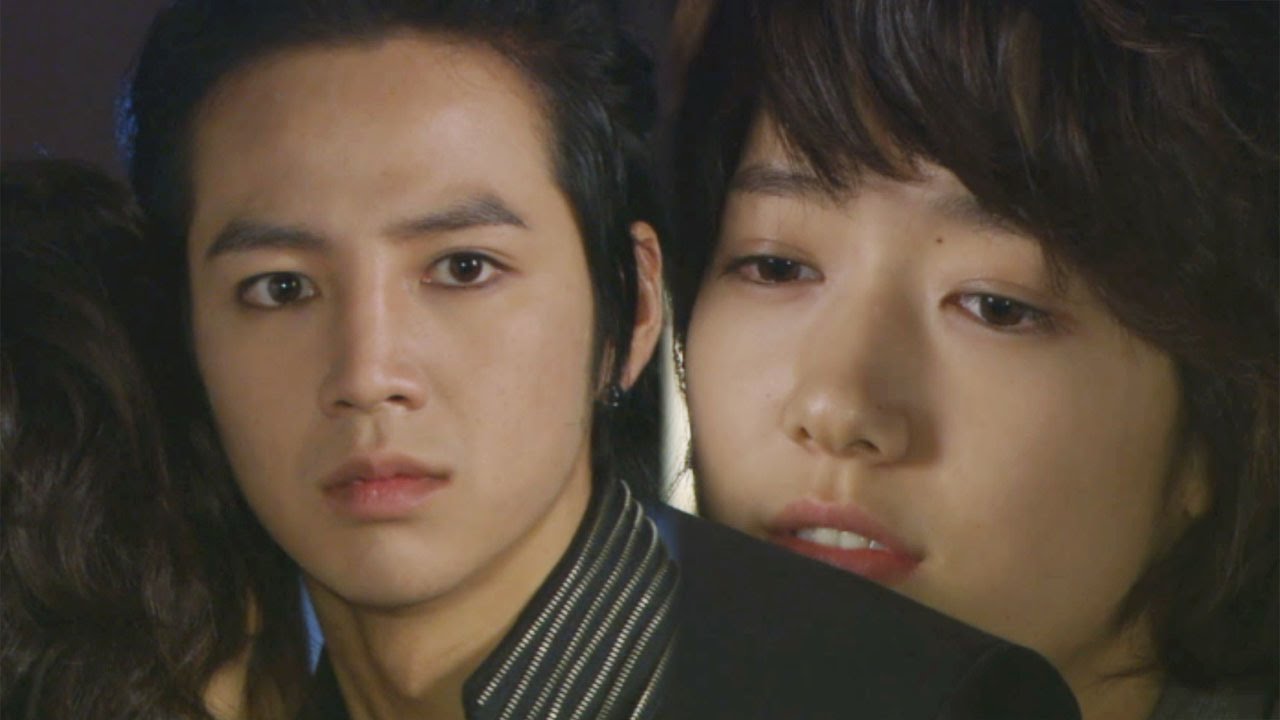 '심쿵 메이커' 박신혜, 장근석에게 '기습 허그' @미남이시네요 9회 20091104