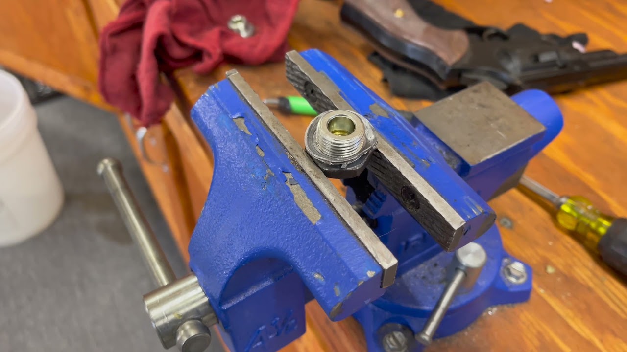 Toyota Tundra Transfer Case Fluid Swap!  Simple! In under 7 Minutes!