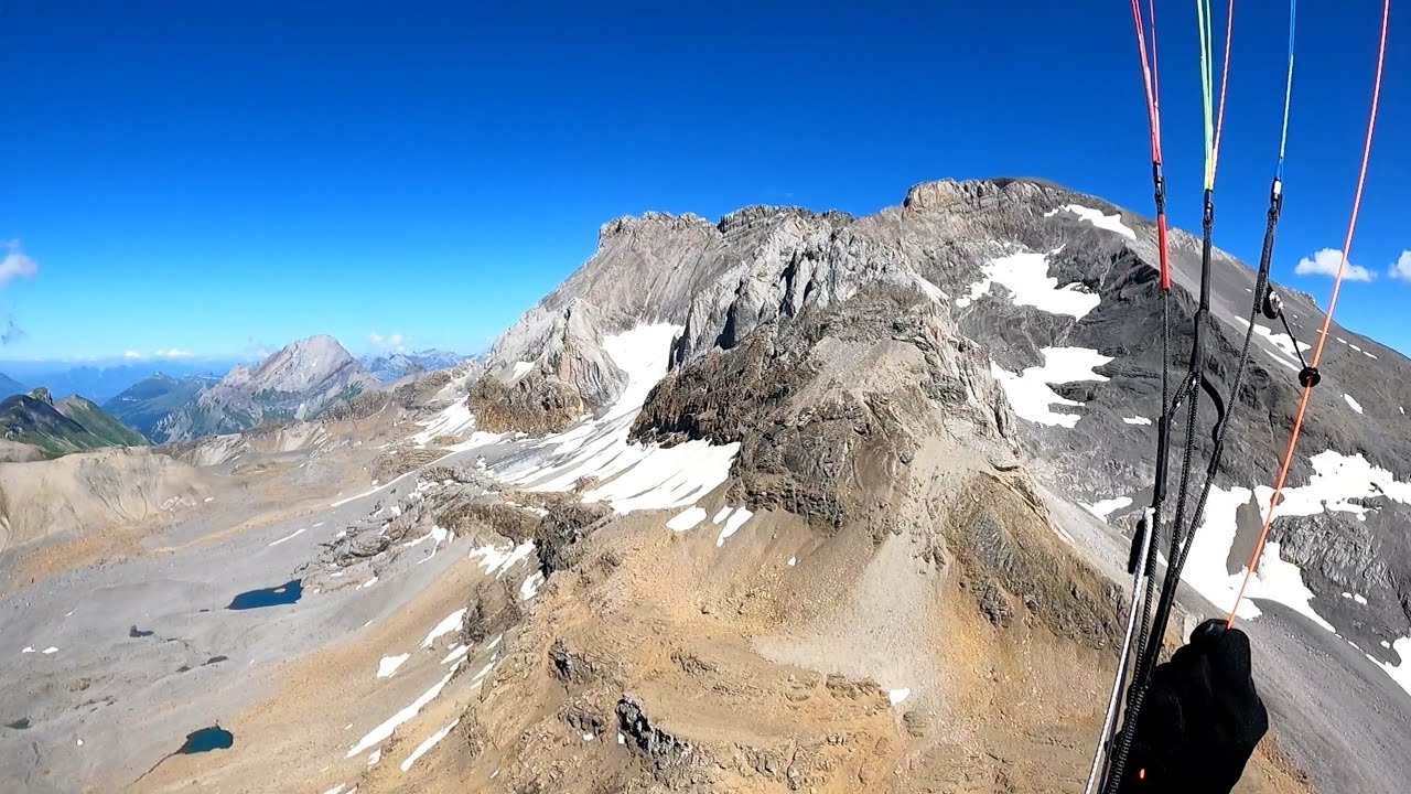 Run, Hike & Fly Wildstrubel (3244 m AMSL)