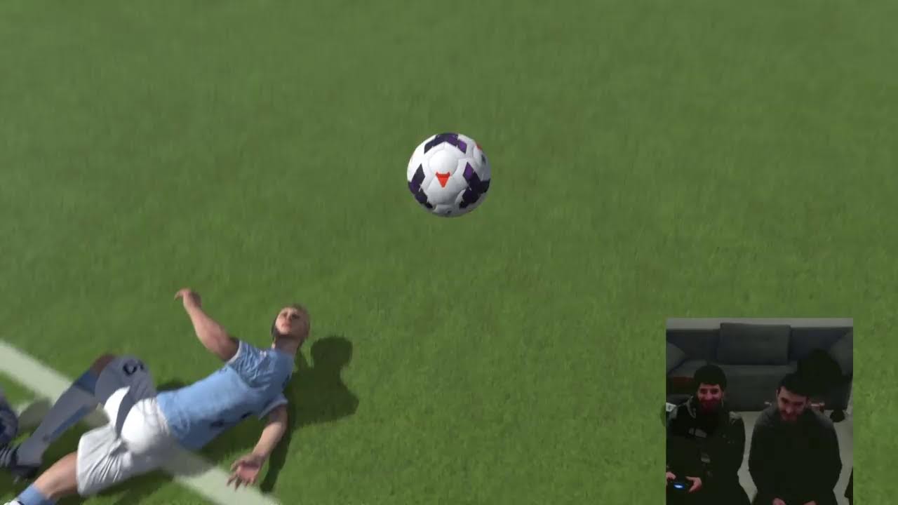 Самый лучший футбол FIFA 14  который был на свете . Не сравниться не какой  FC 26