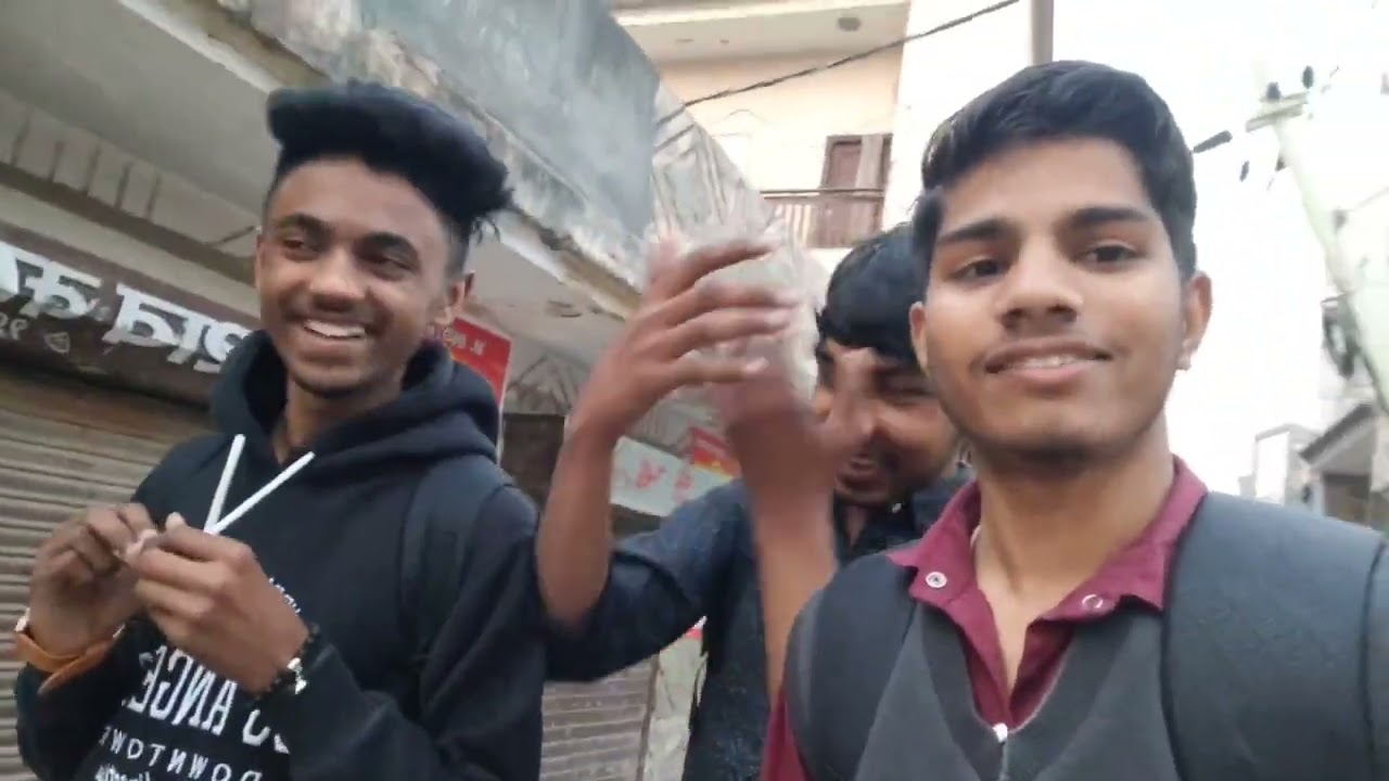 School fun vlog see vlog and enjoy #enjoyment #vloger #school #bhaichara #trend #viral #ajjubhai 