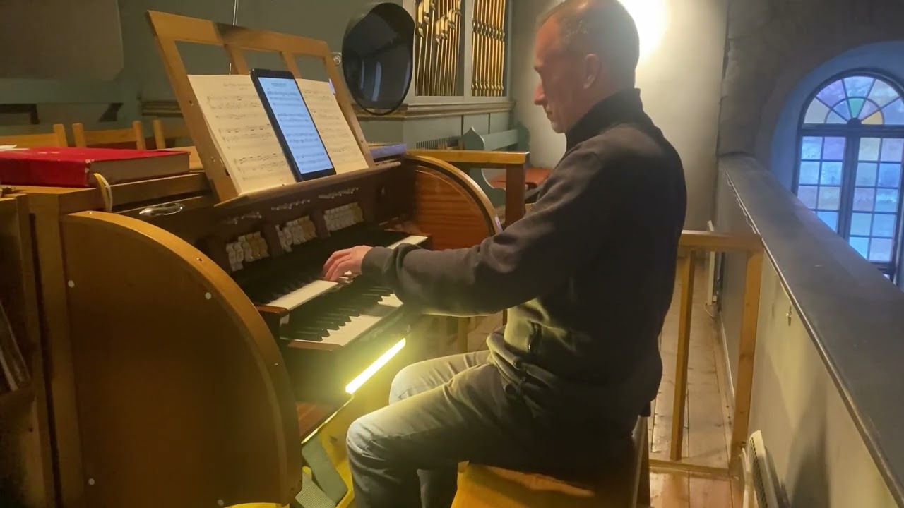 Improvisation on Silent Night - Nigel Don