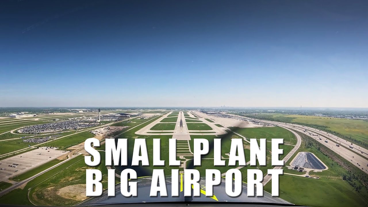 Flying A Small Plane Into Indianapolis International Airport KIND | KPWK to KIND