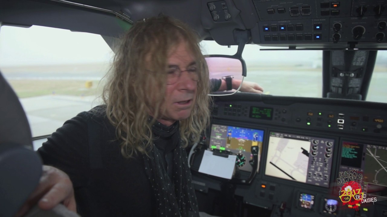 Daisies founder David Lowy with best wishes for a live & louder 2017