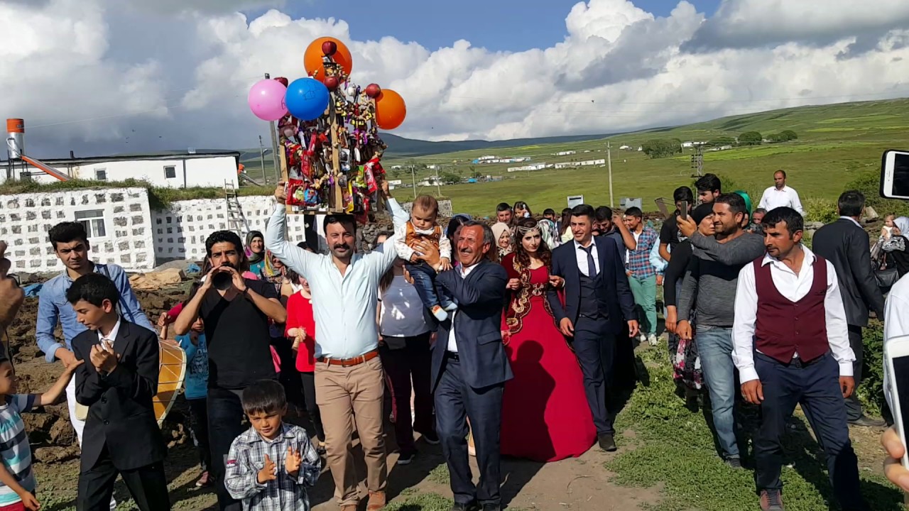 KARS HALAYLARI ŞAH GETİRME (GELİN ALMA)
