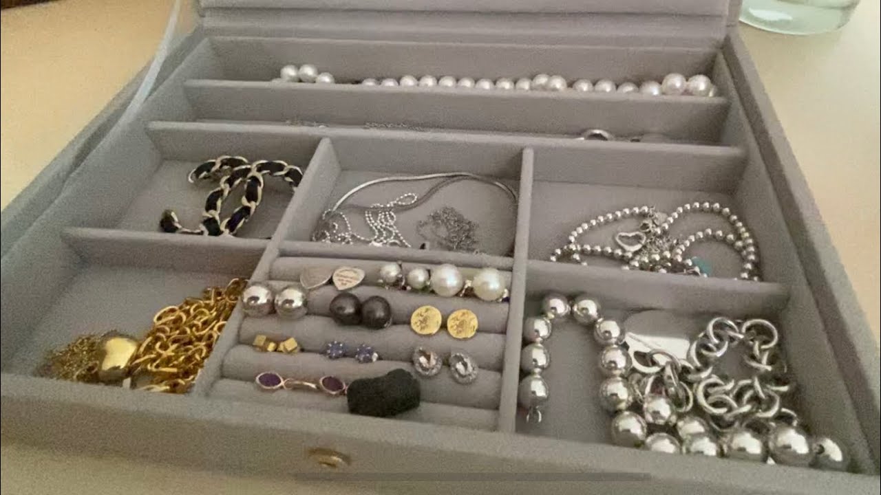 Jewellry Collection & Storage