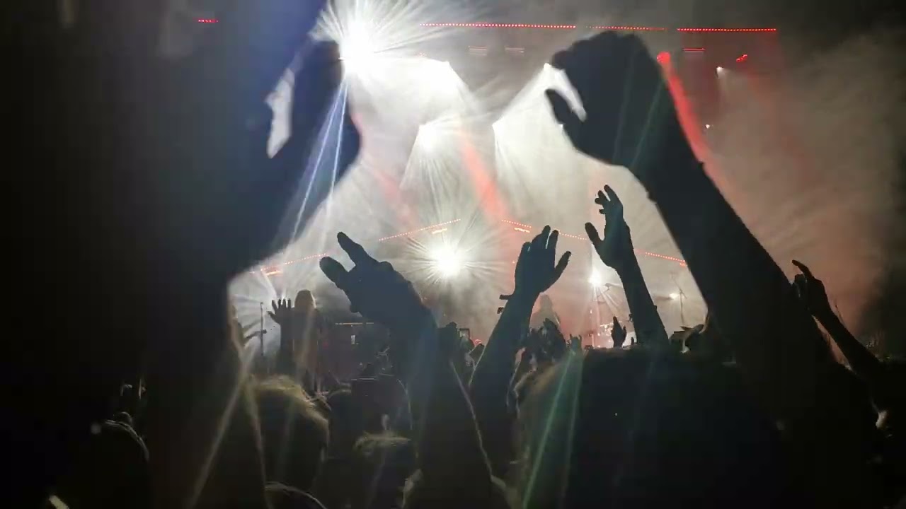 Sticky Fingers - Bootleg Rascal - Live at Tempodrom Berlin 02.07.23