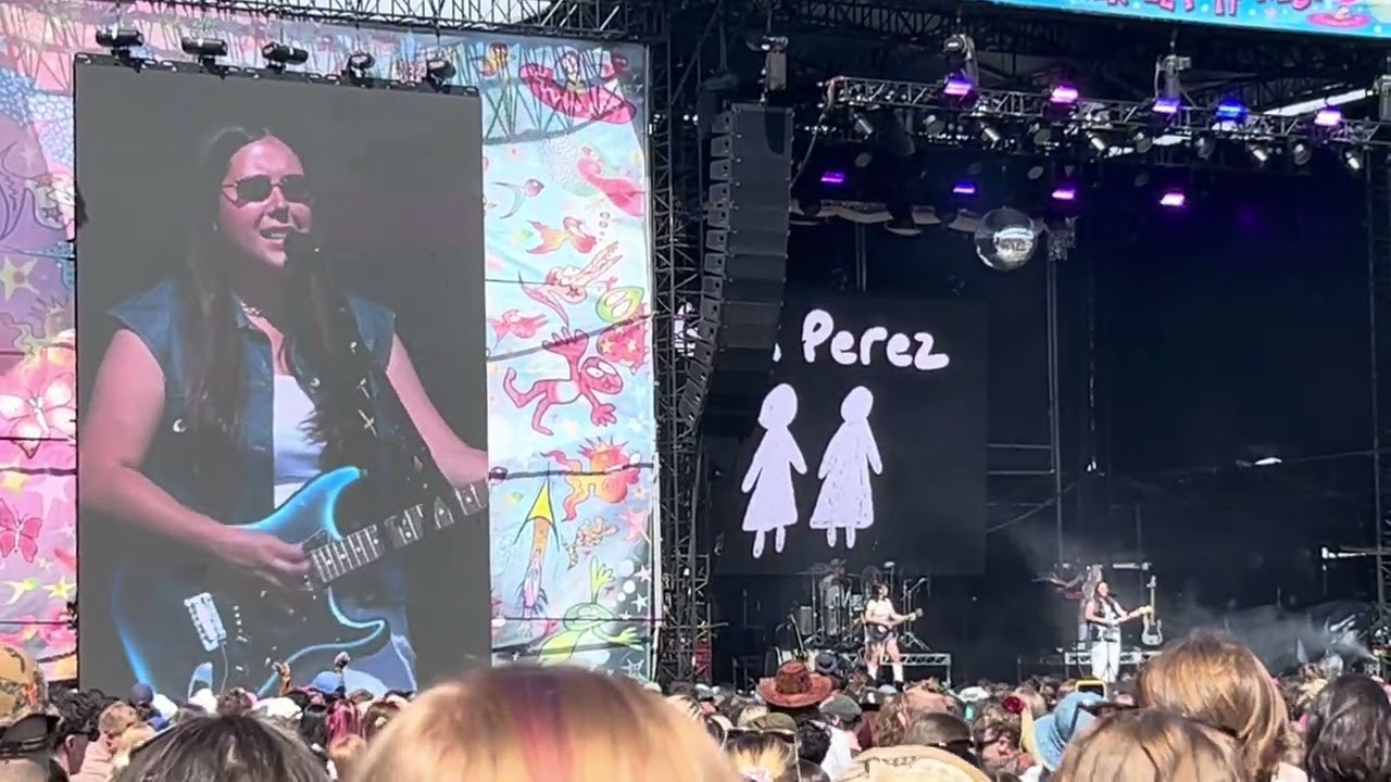 Gigi Perez Nothing Absolutely Laneway Melbourne