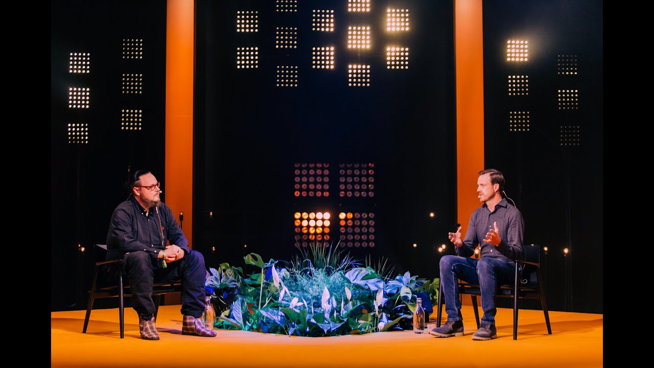 Mike Curtis (Airbnb) & Niilo S&auml;&auml;m&auml;nen (Wolt): Scaling Engineering Teams | Slush 2021