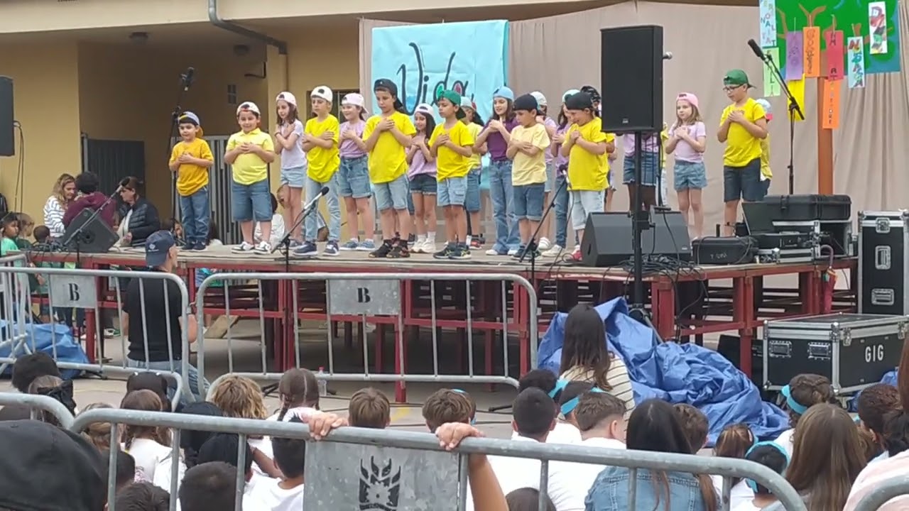 Festa fi de curs Pompeu Fabra Salt. 2n
