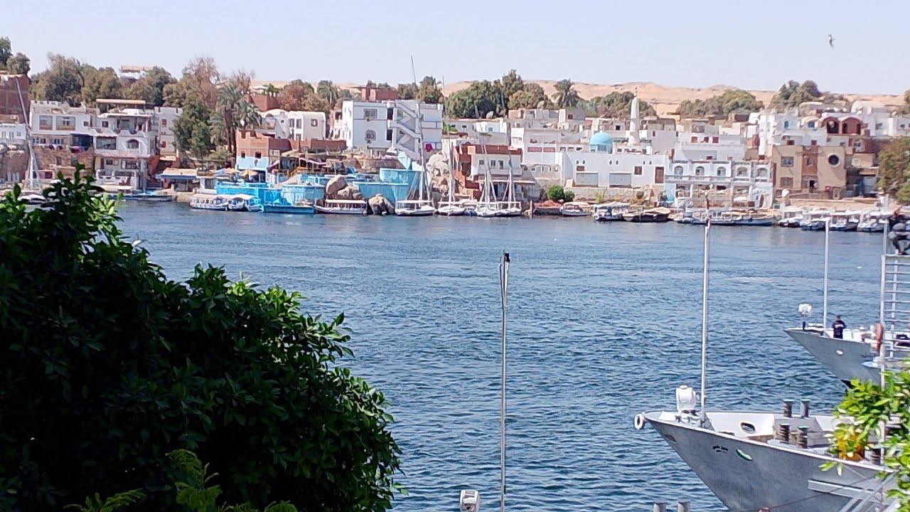 اللهم تقبل منا صيامنا وقيامناو دعائنا وصالح اعمالنا جميعا امين يا رب 🤲🏻