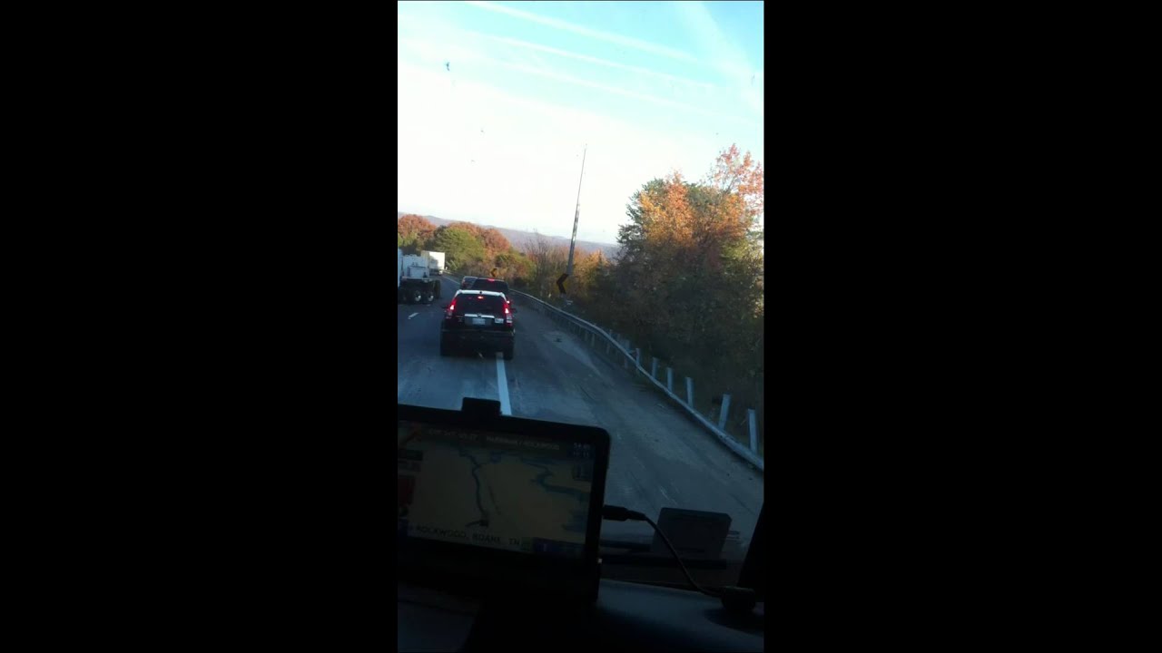 Flatbeder loses load