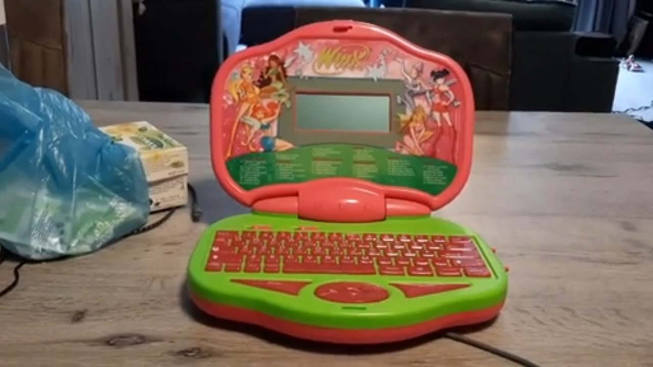 Winx Club Laptop met leuke en leerzame games en muziek - Johan Dijkstra