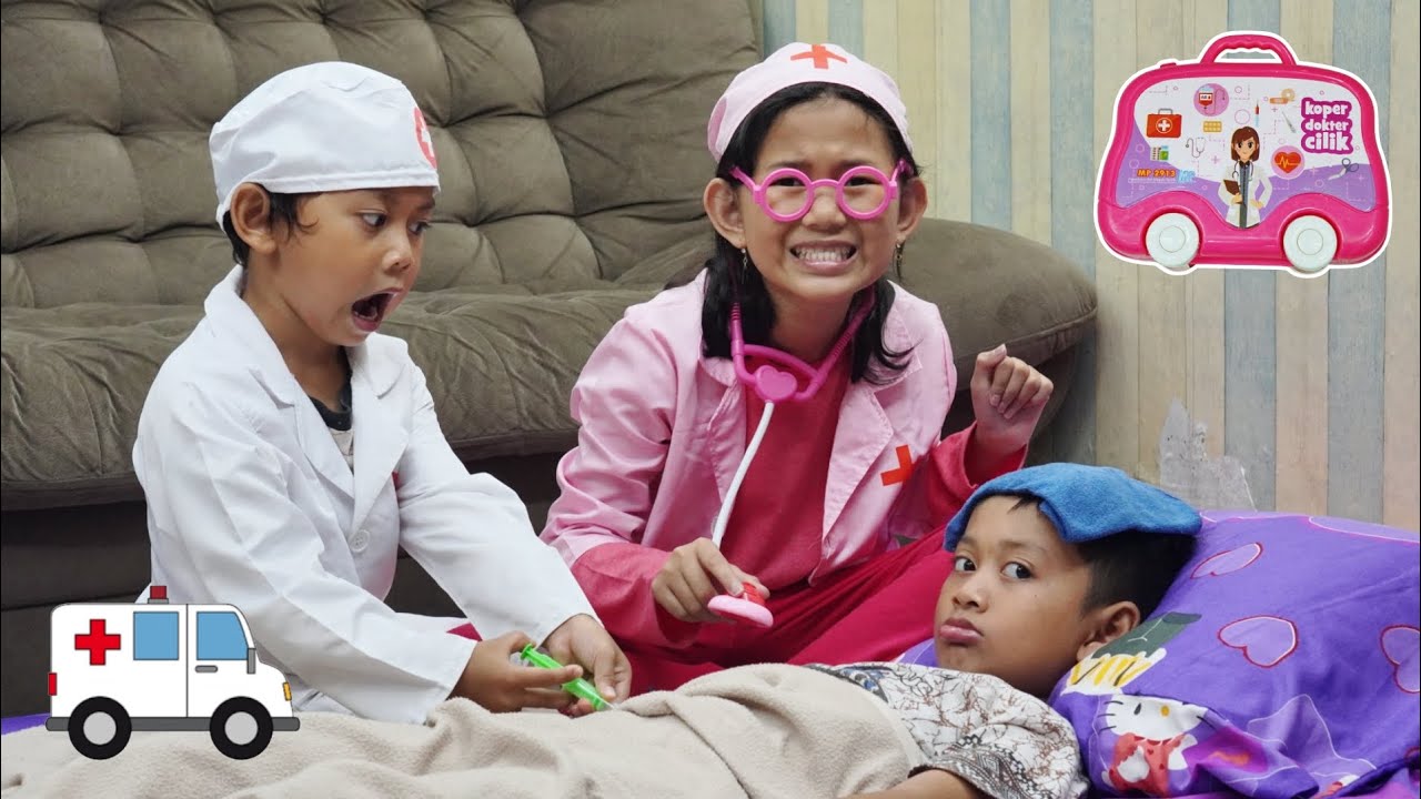 Sani sakit panas gara-gara mandi hujan - bermain dokter-dokteran | Zein husna