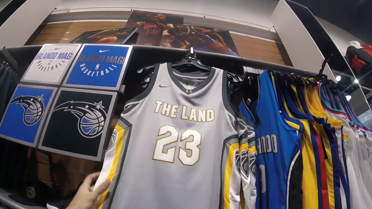 ROLÊ NAS LOJAS MAIS HYPE DA GRINGA (PREÇOS)