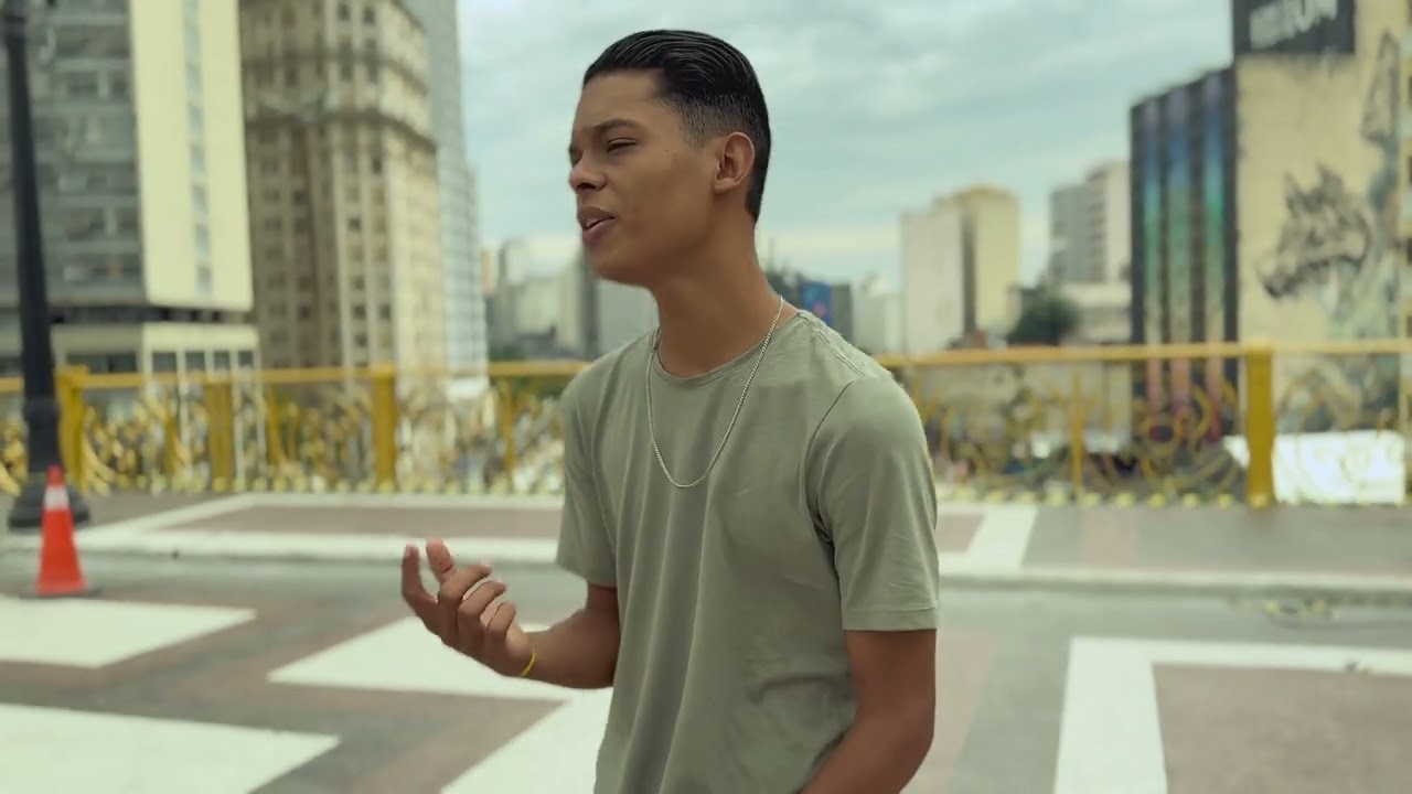 Thiaguinho Santos - Sem Pagar Aluguel