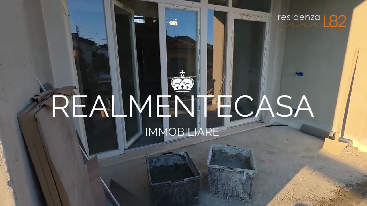 3 locali di 150 mq con terrazzo loggiato, doppi servizi e locale multiuso.