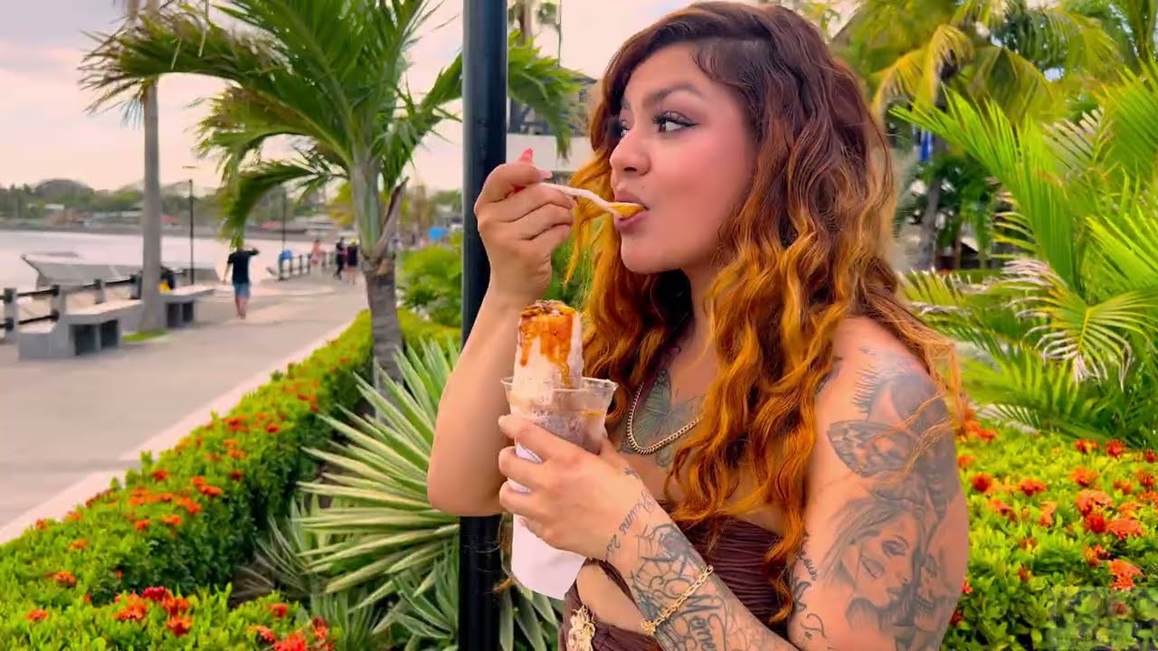 Playita- Elle [Official Music Video] 